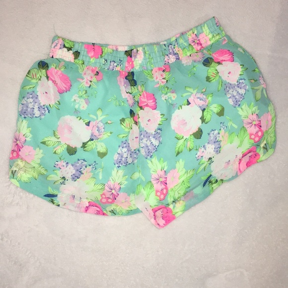 Floral shorts - Picture 2 of 6